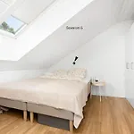 Family-friendly, Spacious Apartment, Parking *
