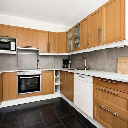 アパート Family-friendly, Spacious Apartment, Parking クリスティアンサン