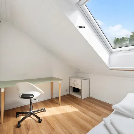 Family-friendly, Spacious Apartment, Parking *