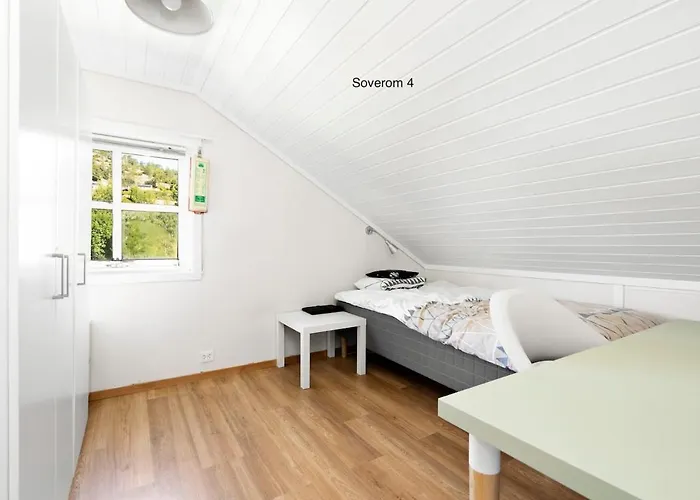 公寓 Family-friendly, Spacious Apartment, Parking